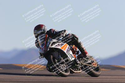 media/Nov-06-2023-Moto Forza (Mon) [[ce023d0744]]/3-Intermediate Group/Session 5 (Turn 9)/